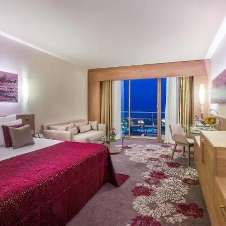Concorde Luxury Beachfront Resort & Maldive Cabanas & Aquapark & Casino 호텔 5*